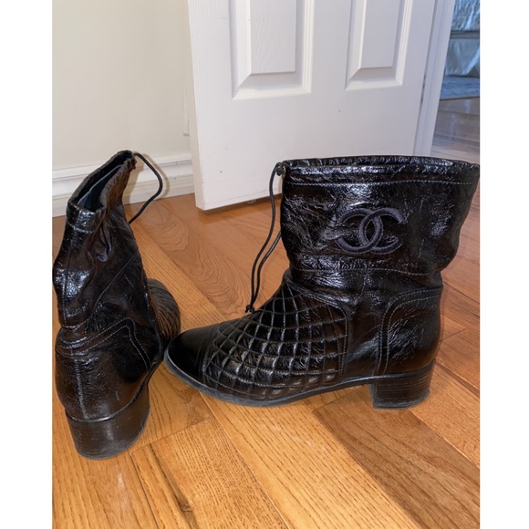 SOLD CHANEL ankle boots - Picture 1 of 8